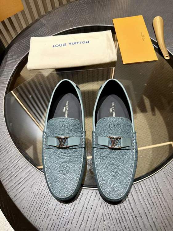 Picture of Louis Vuitton Shoes _SKULVsz38-45hnh040411700